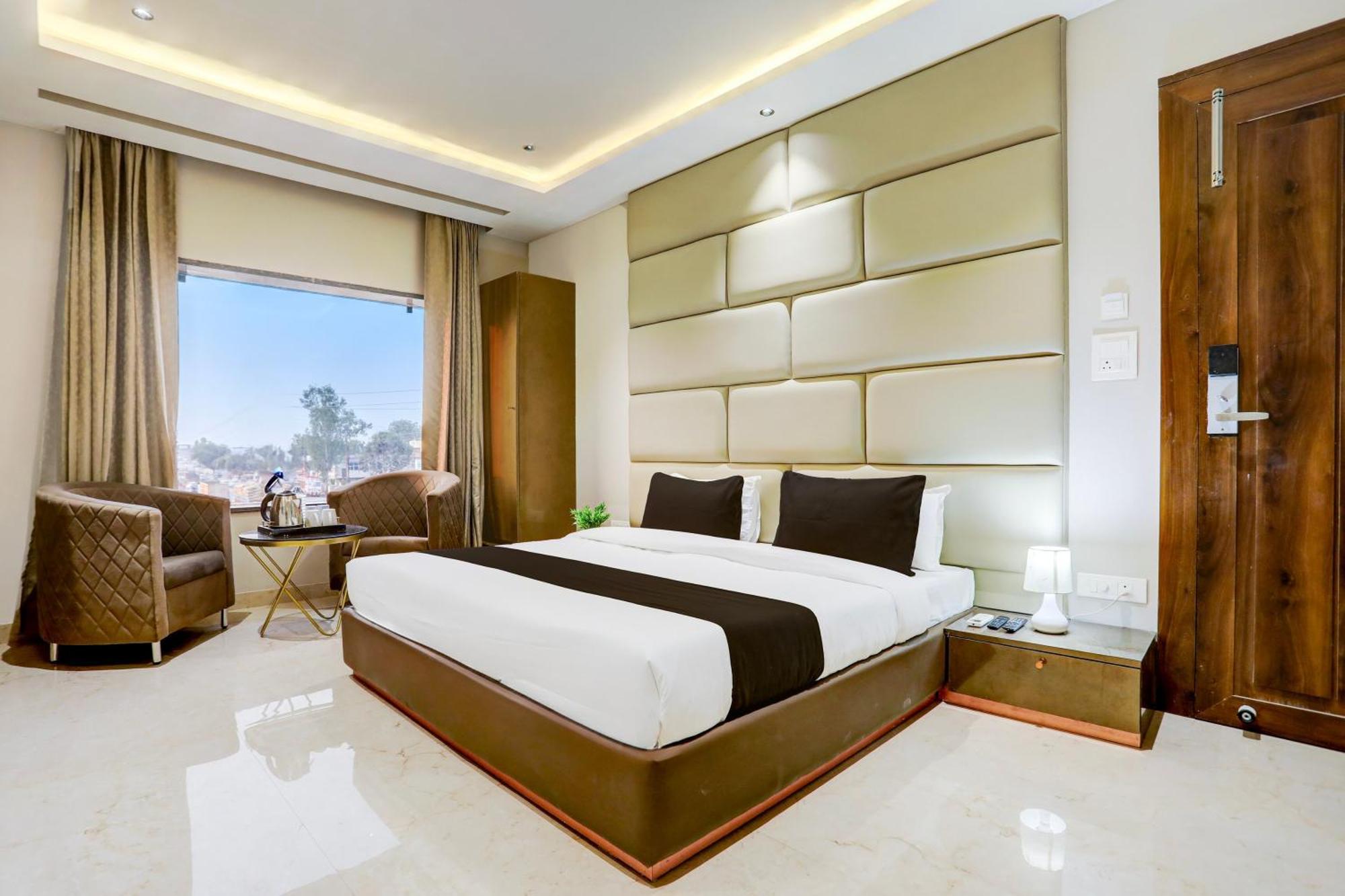 Super Collection O Belgacihia Near Kolkata Railway Station Otel Gwalior Dış mekan fotoğraf